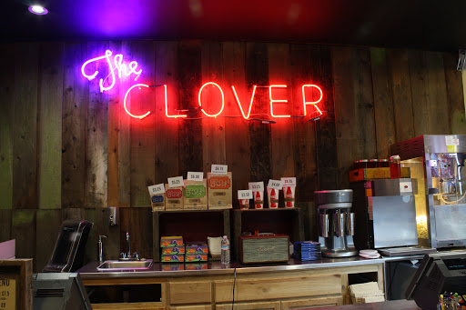 Movie Theater «The Clover Theater», reviews and photos, 121 E 1st St, Cloverdale, CA 95425, USA