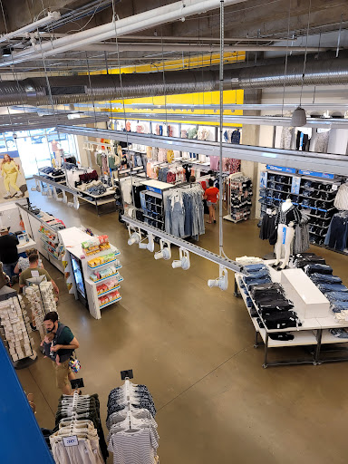 Clothing Store «Old Navy», reviews and photos, 8170 Park Ln #124, Dallas, TX 75231, USA