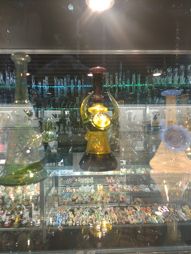 Tobacco Shop «Auburn Smoke Shop», reviews and photos, 2420 Grass Valley Hwy, Auburn, CA 95603, USA