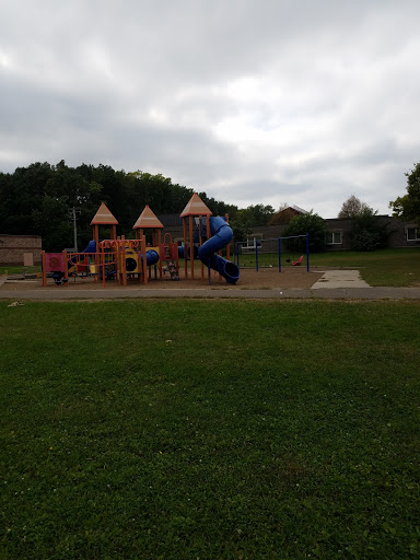 Recreation Center «Battle Creek Community Recreation Center», reviews and photos, 75 Winthrop St S, St Paul, MN 55119, USA