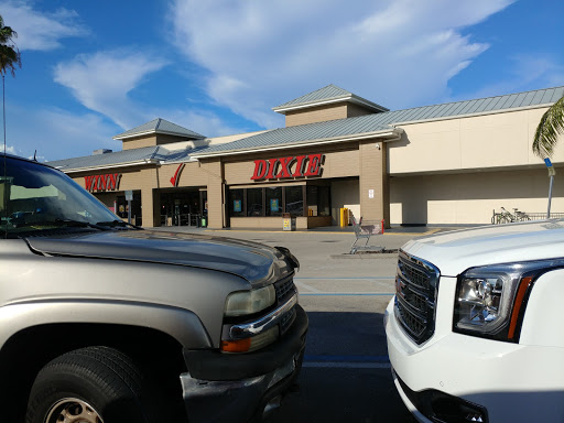 Grocery Store «Winn-Dixie», reviews and photos, 9864 Stringfellow Rd, St James City, FL 33956, USA