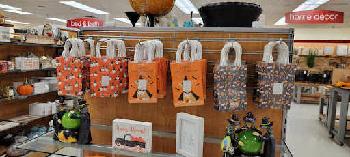 Department Store «T.J. Maxx», reviews and photos, 21 E Marketview Dr, Champaign, IL 61820, USA