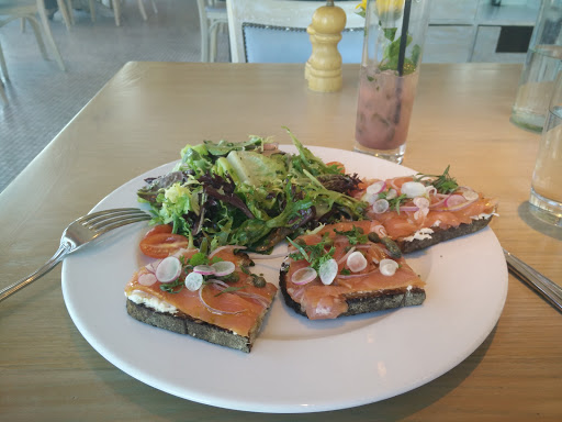 French Restaurant «Avenue Le Club», reviews and photos, 23 Ocean Ave, Long Branch, NJ 07740, USA