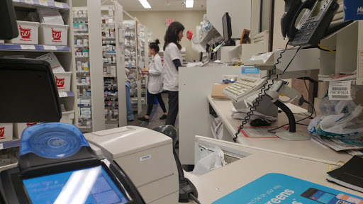 Drug Store «Walgreens», reviews and photos, 905 New Durham Rd, Edison, NJ 08817, USA