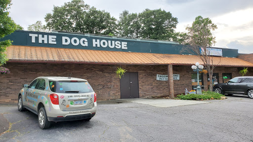 Pet Supply Store «The Dog House», reviews and photos, 304 N Haywood St, Waynesville, NC 28786, USA