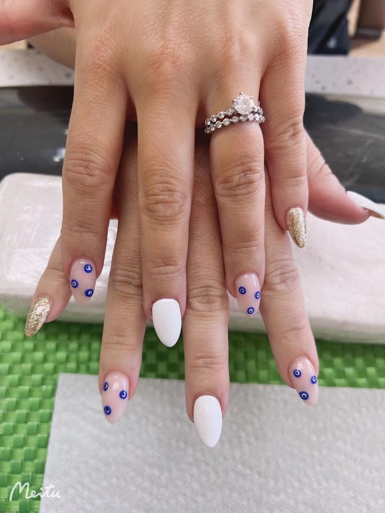 NEW TIPS N TOES NAIL SPA INC Oceanside, NY 11572 Services and Reviews