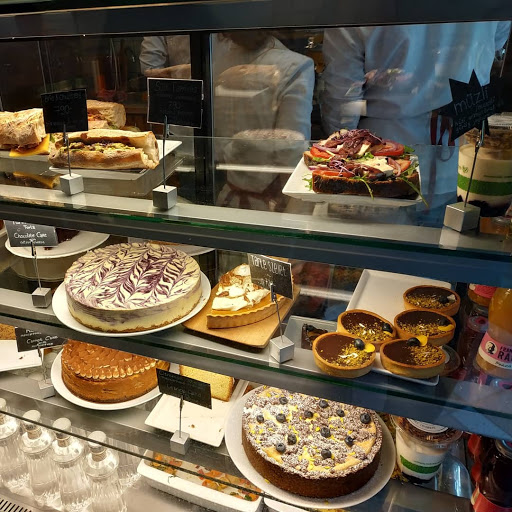 Cakes to take away in Budapest