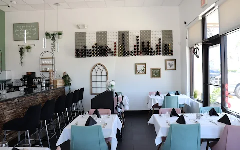 Le French Restaurant image