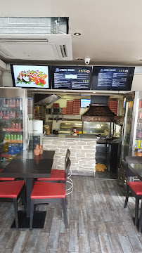 Atmosphère du Pizzeria DIFFA PIZZA FEU DE BOIS à Villiers-le-Bel - n°4