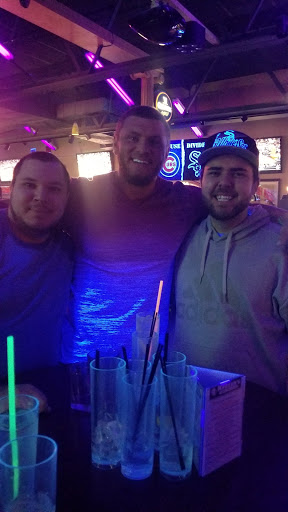 Bowling Alley «Crest Hill Lanes & Keglers Sportsbar and Grill», reviews and photos, 905 Theodore St, Crest Hill, IL 60403, USA