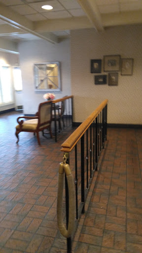 American Restaurant «MCL Restaurant & Bakery Whitehall», reviews and photos, 5240 E Main St, Whitehall, OH 43213, USA