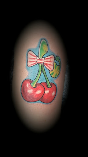 Tattoo Shop «Kentucky Tattoos», reviews and photos, 7316 Preston Hwy, Okolona, KY 40219, USA