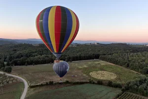 Balloon in Tuscany image