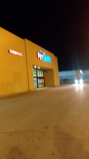 Pet Supply Store «PetSmart», reviews and photos, 443 N Rolling Meadows Dr, Fond du Lac, WI 54937, USA