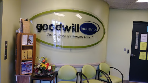 Thrift Store «Goodwill», reviews and photos