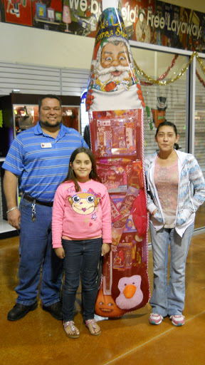 Pawn Shop «Money Mart Pawn & Jewelry», reviews and photos, 1595 S Main St #115, Boerne, TX 78006, USA