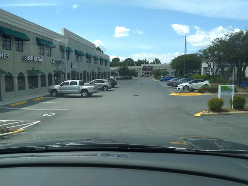 Vaporizer Store «High Life Smoke Shop», reviews and photos, 19501 W Catawba Ave, Cornelius, NC 28031, USA