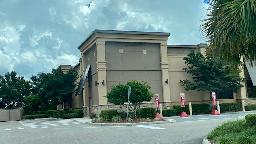 Liquor Store «ABC Fine Wine & Spirits», reviews and photos, 19065 US-441, Mt Dora, FL 32757, USA