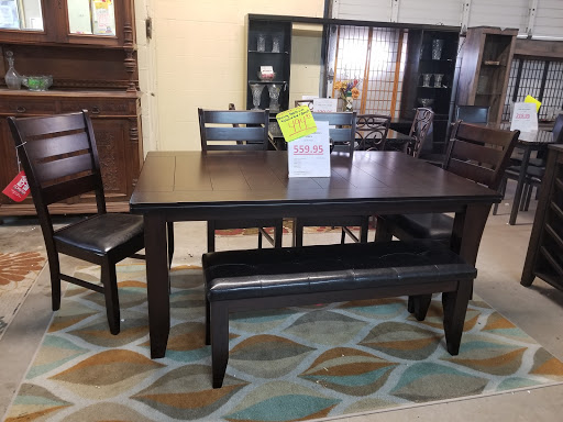 Furniture Store «A-1 Furniture», reviews and photos, 642 E Hwy 67, Duncanville, TX 75137, USA