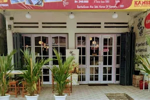 Kamsia Boba & Grill Luwuk image
