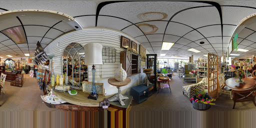 Consignment Shop «The Junkery», reviews and photos, 1221 Broadway Ave, Bowling Green, KY 42104, USA