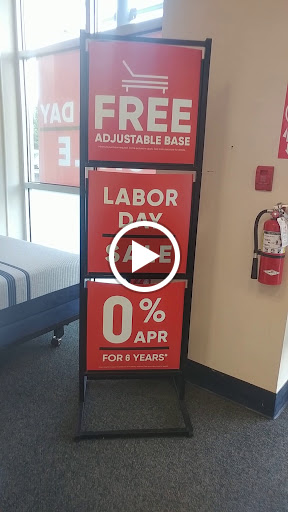 Mattress Store «Mattress Firm Lake Sammamish», reviews and photos, 1810 12th Ave NW b, Issaquah, WA 98027, USA