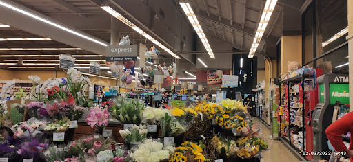 Grocery Store «Pavilions», reviews and photos, 845 E California St, Pasadena, CA 91106, USA