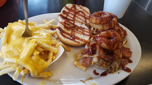 Hamburger Restaurant «Hunter House Hamburgers», reviews and photos, 35075 Woodward Ave, Birmingham, MI 48009, USA