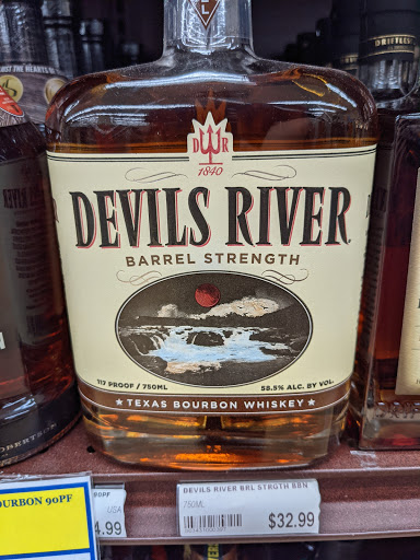 Liquor Store «Savway Liquors», reviews and photos, 3821 York Rd, Oak Brook, IL 60523, USA