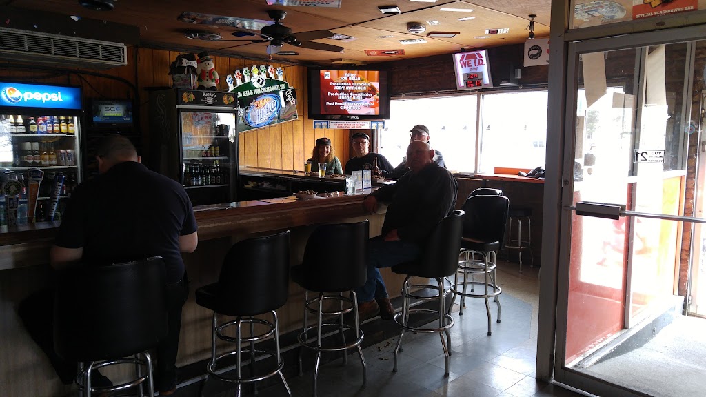 Rocky's Bar & Grill 61111