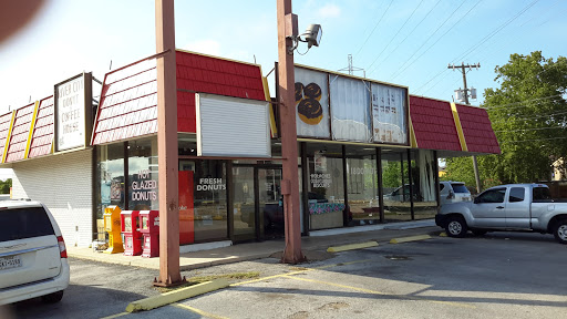Donut Shop «River City Donuts», reviews and photos, 925 Pat Booker Rd, Universal City, TX 78148, USA