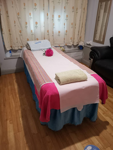 Reviews of Chinese Rehabilitation Center. in Barrow-in-Furness - Massage therapist