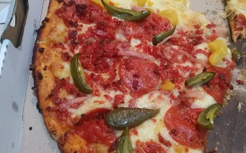 Gaetanos Pizza image