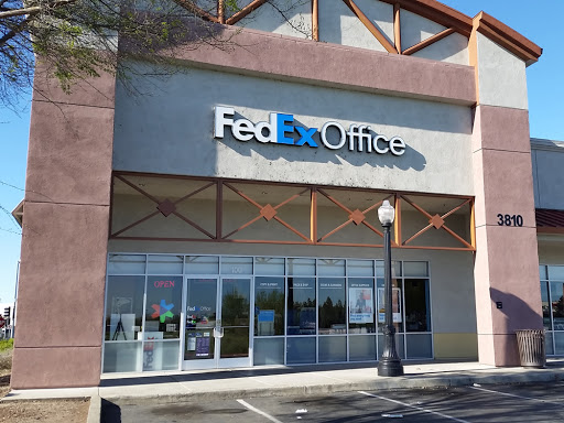 FedEx Office Print & Ship Center