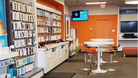 Cell Phone Store «AT&T», reviews and photos, 2421 US-80 #101, Dublin, GA 31021, USA