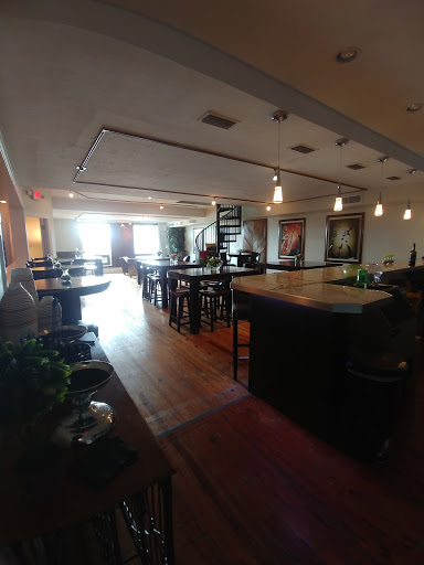 Wine Store «The Wine Dog», reviews and photos, 103 W 23rd St, Panama City, FL 32405, USA