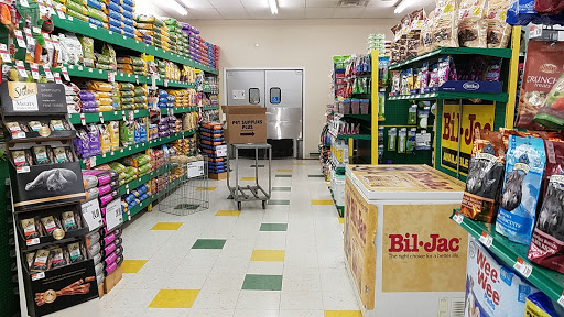 Pet Supply Store «Pet Supplies Plus», reviews and photos, 3100 Manchester Rd, Akron, OH 44319, USA