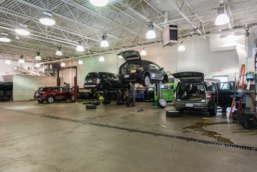 Auto Body Shop «Boucher Auto Body Repair & Paint Center - West Allis», reviews and photos, 3161 S 108th St #100, West Allis, WI 53227, USA