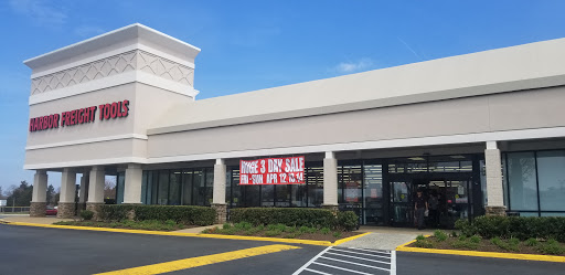 Hardware Store «Harbor Freight Tools», reviews and photos, 22330 S Sterling Blvd STE 101, Sterling, VA 20164, USA