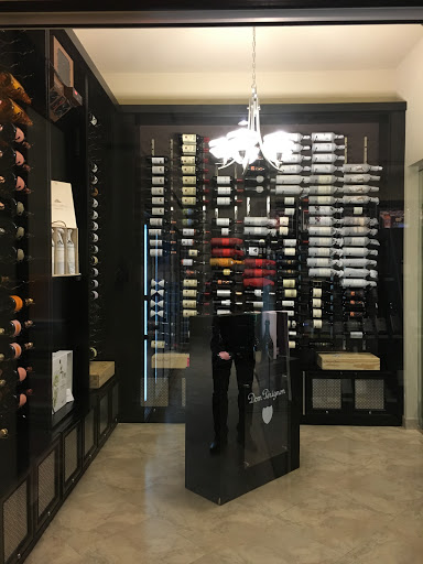 Wine Store «Wine & Spirits Emporium», reviews and photos, 10730 NW 74th St, Medley, FL 33178, USA
