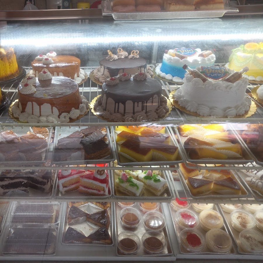 Super Buffet Bakery