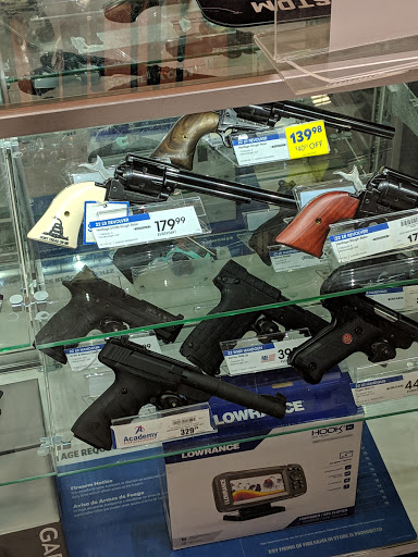 Sporting Goods Store «Academy Sports + Outdoors», reviews and photos, 5400 Brodie Ln, Sunset Valley, TX 78745, USA