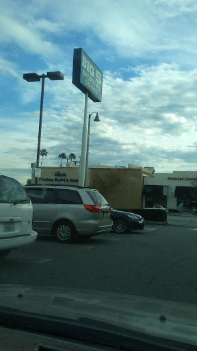 Sporting Goods Store «Big 5», reviews and photos, 3719 E Colorado Blvd, Pasadena, CA 91107, USA