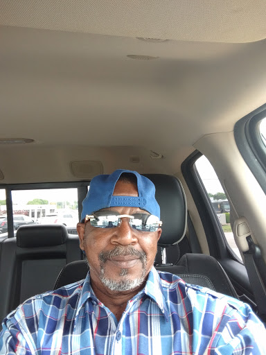 Used Car Dealer «Cavender Auto», reviews and photos, 2333 Browns Bridge Rd, Gainesville, GA 30504, USA