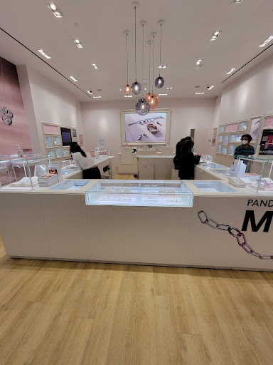 Jewelry Store «Pandora», reviews and photos, 1101 Melbourne Rd, Hurst, TX 76053, USA