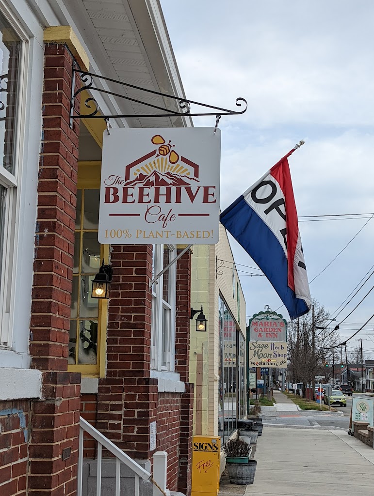 The Beehive Cafe 25411