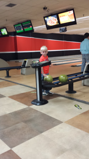 Bowling Alley «AMF Camellia Lanes», reviews and photos, 125 Schillinger Rd N, Mobile, AL 36608, USA