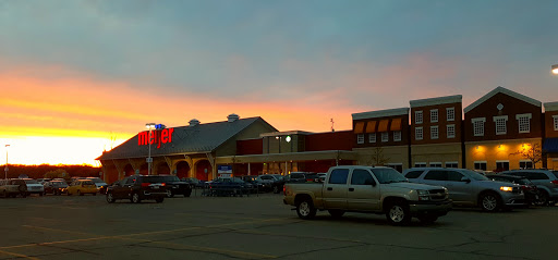 Grocery Store «Meijer», reviews and photos, 6001 Highland Rd, White Lake, MI 48383, USA