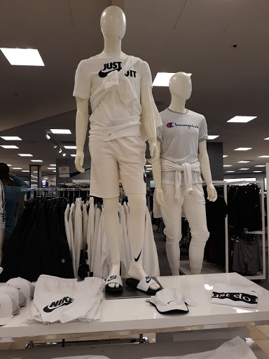 Shopping Mall «Sunvalley Shopping Center», reviews and photos, 1 Sun Valley Mall, Concord, CA 94520, USA