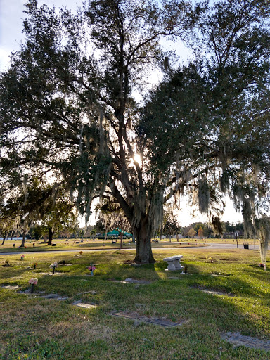 Cemetery «Glen Haven Memorial Park», reviews and photos, 2300 Temple Dr, Winter Park, FL 32789, USA